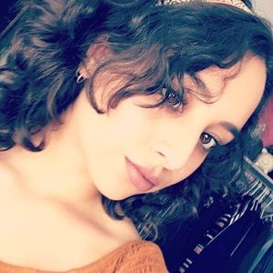 Meet your Posher, Yasmin